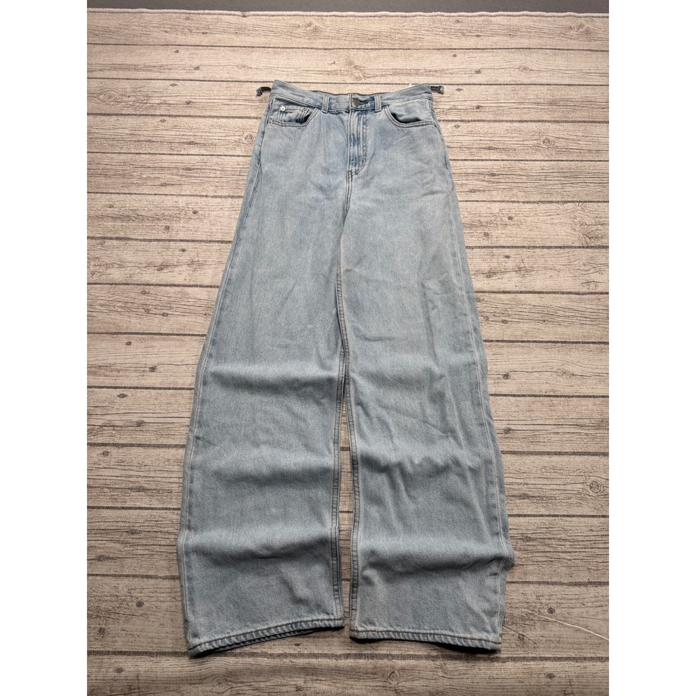 Levi's Jeans Women's 26x31 Blue Light Wash Denim High Rise Baggy Fit Wide Leg